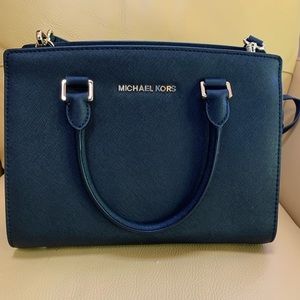 Michael Kors Leather Bag